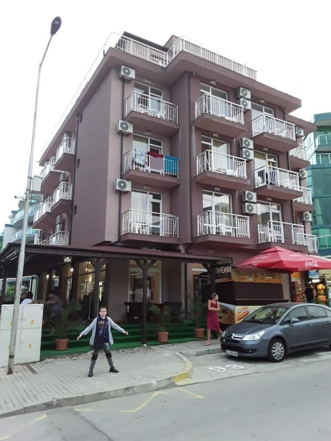 Guest Rooms Venera Primorsko Esterno foto